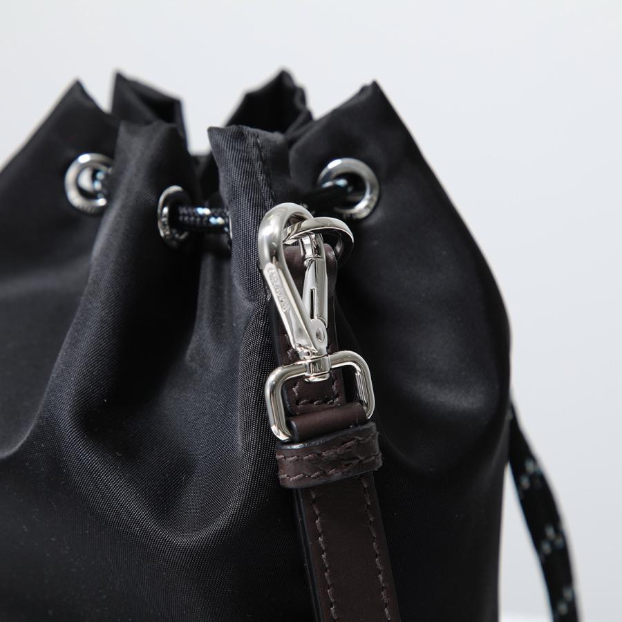 ［正規品］PRADA ナイロン　ポーチ　Re-Nylon ストラップ付 PRADA プラダ ポーチ/RE-NYLON レディース | レディース・ブランド一覧