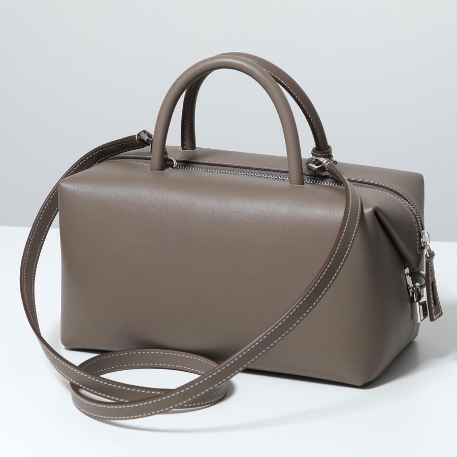 Max Mara（マックスマーラ） ショルダーバッグ HOLDALLM ホールド