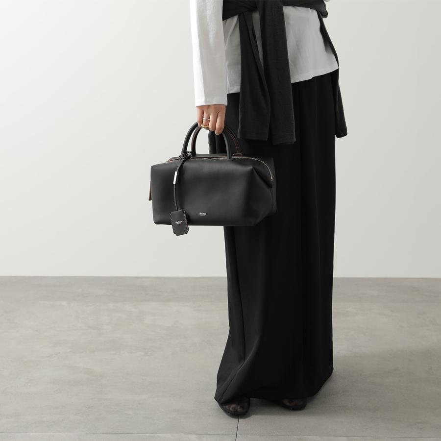 マックスマーラ ショルダーバッグ美品  - Max Mara（マックスマーラ） ショルダーバッグ HOLDALLM ホールド
