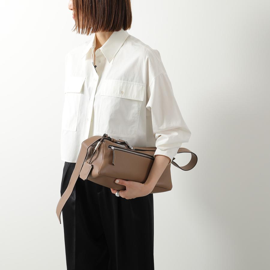 Max Mara クロスボディバッグ☆☆ Max Mara（マックスマーラ） ショルダーバッグ SKIPPERS スキッペル