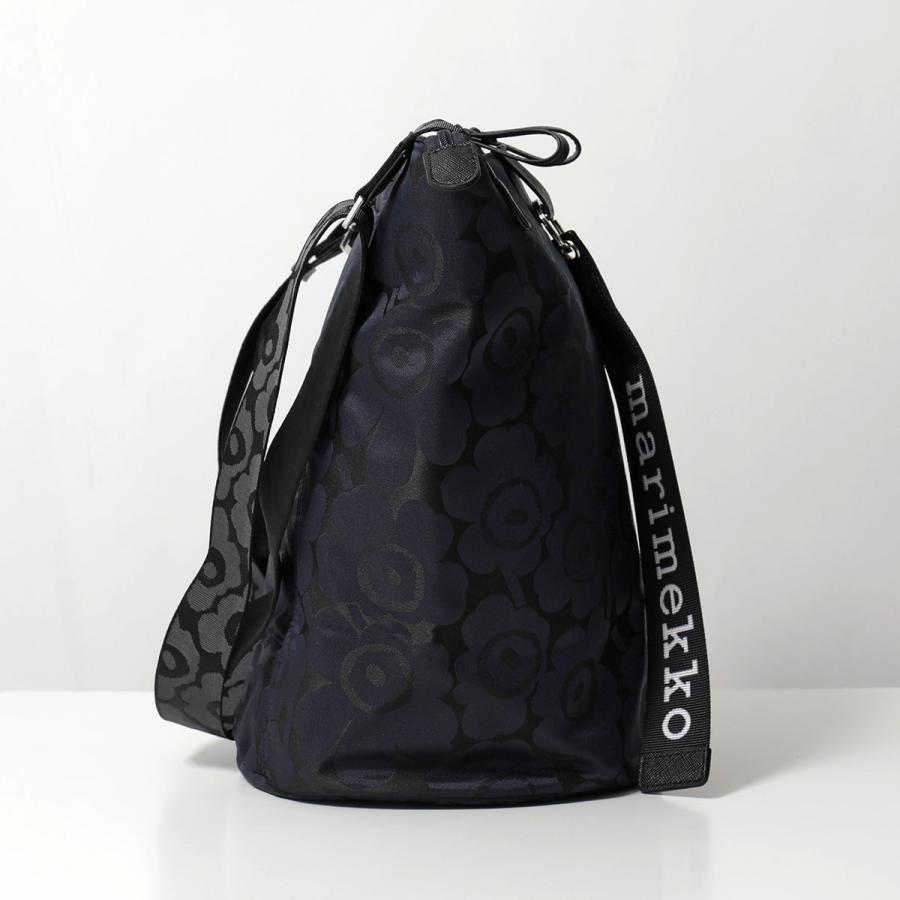 【美品】マリメッコ  ショルダーバッグ marimekko（マリメッコ） ショルダーバッグ All Day Bucket Unikko