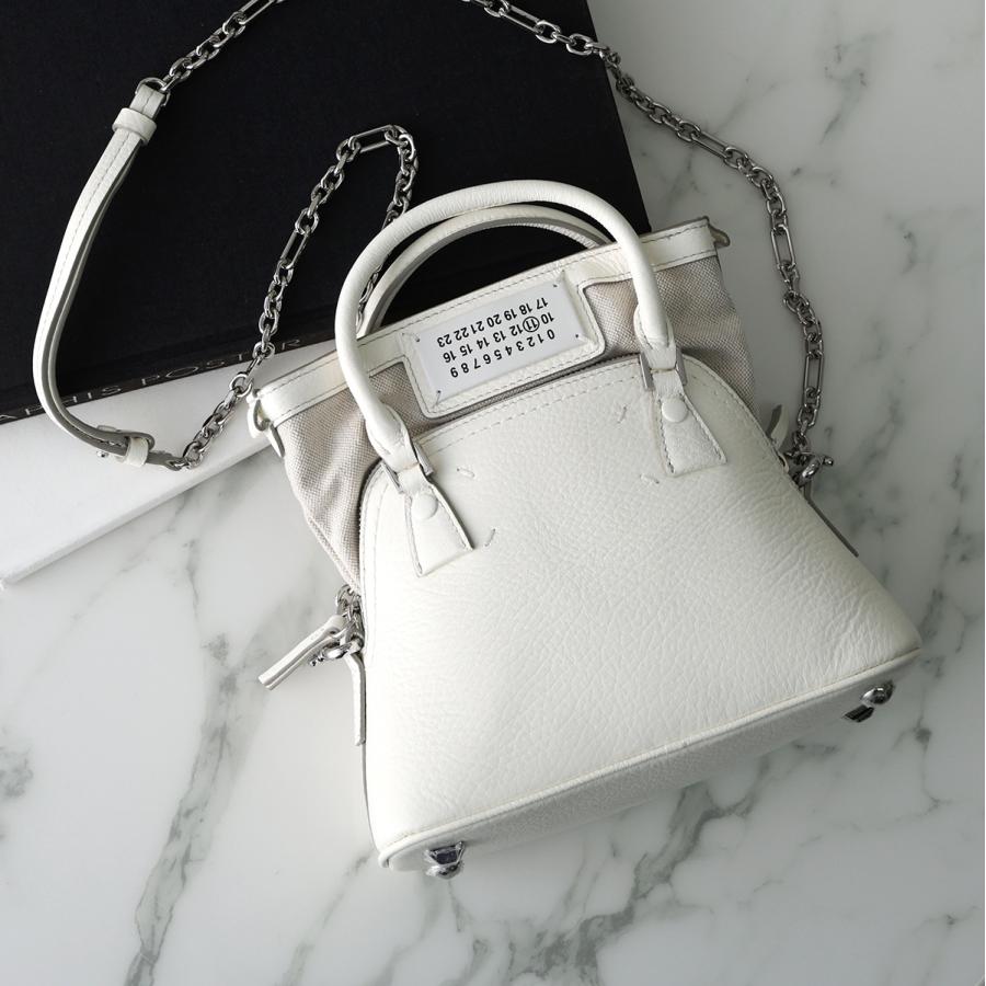メゾン マルジェラ ホワイト ハンドバッグ 5AC ミニ レザー Maison Margiela（メゾンマルジェラ） 【訳あり】MAISON MARGIELA