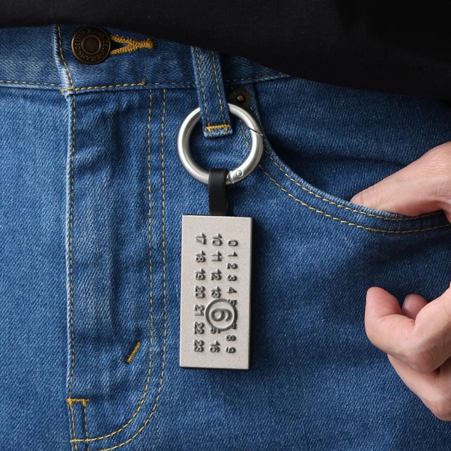 MM6 エムエムシックス メゾンマルジェラ キーリング SA5UA0005 P8885