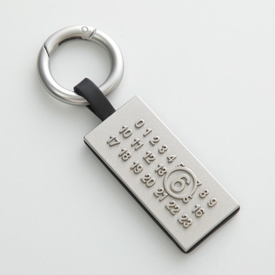 MM6 エムエムシックス メゾンマルジェラ キーリング SA5UA0005 P8885