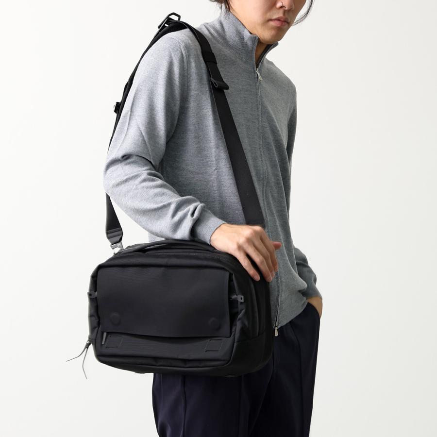 BLACK EMBER（ブラックエンバー） ショルダーバッグ GRIP SLING 12