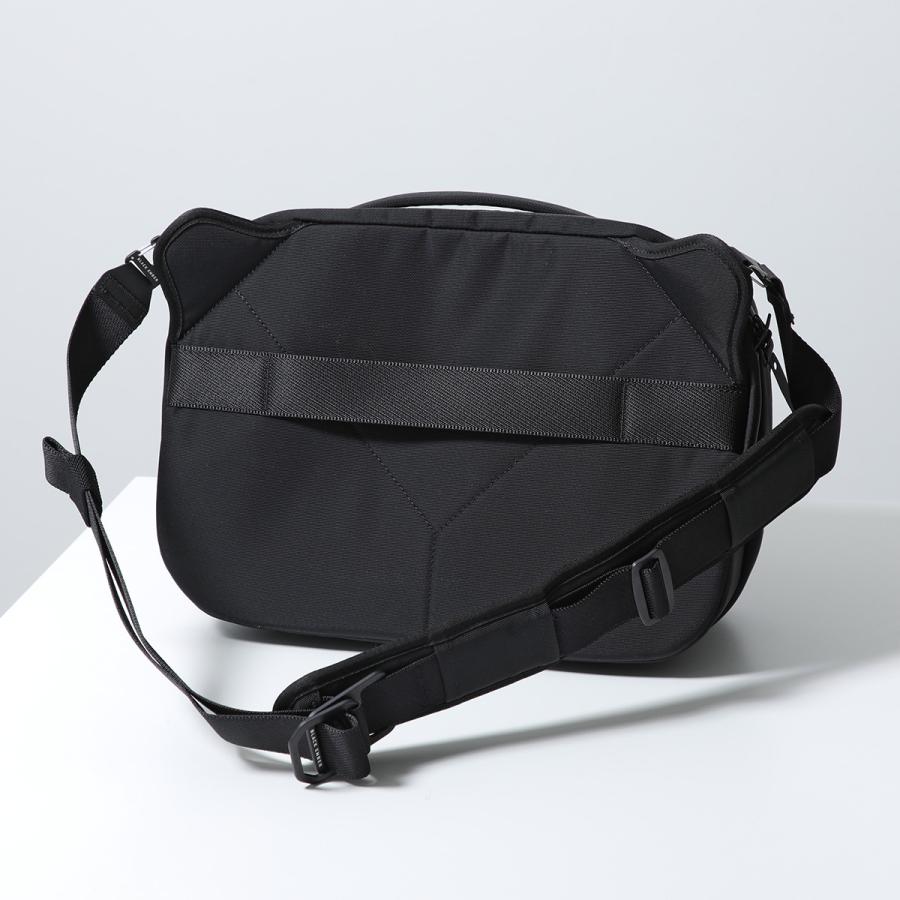 BLACK EMBER（ブラックエンバー） ショルダーバッグ GRIP SLING 12