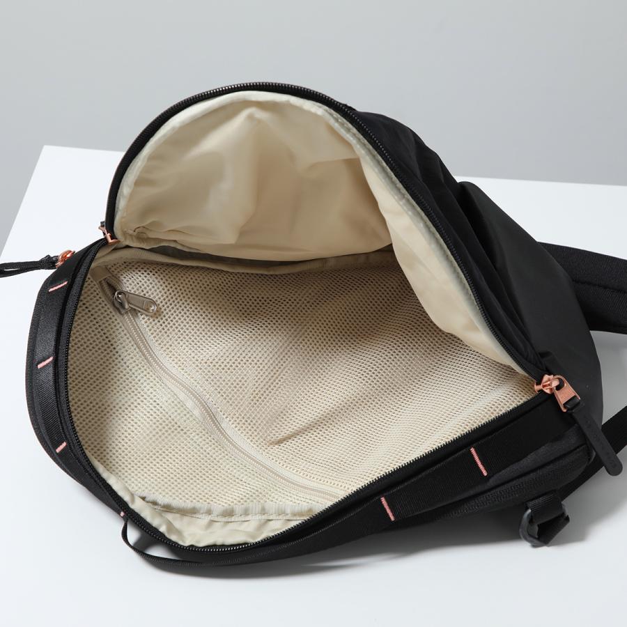 THE NORTH FACE（ザ ノースフェイス） ボディバッグ ISABELLA SLING