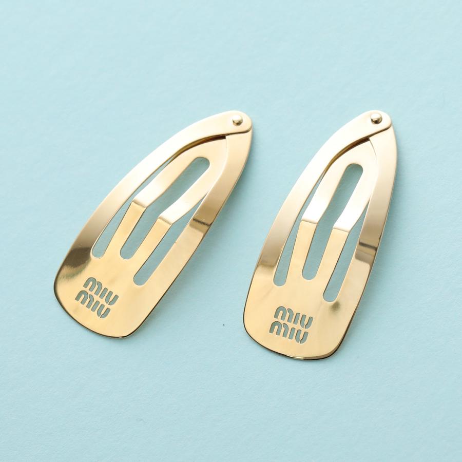 MIUMIU ロゴ ヘアピン 正規品 カードあり 未使用に近い miu miu（ミュウミュウ） ヘアピン 5IF146 2F6T レディース エナメル