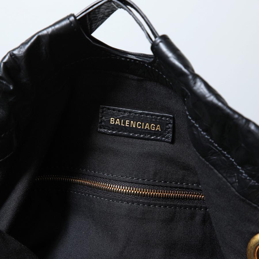 バレンシアガ BALENCIAGA クラッシュ レザー ショルダーバッグ【中古】 BALENCIAGA（バレンシアガ） ショルダーバッグ CRUSH HOBO M