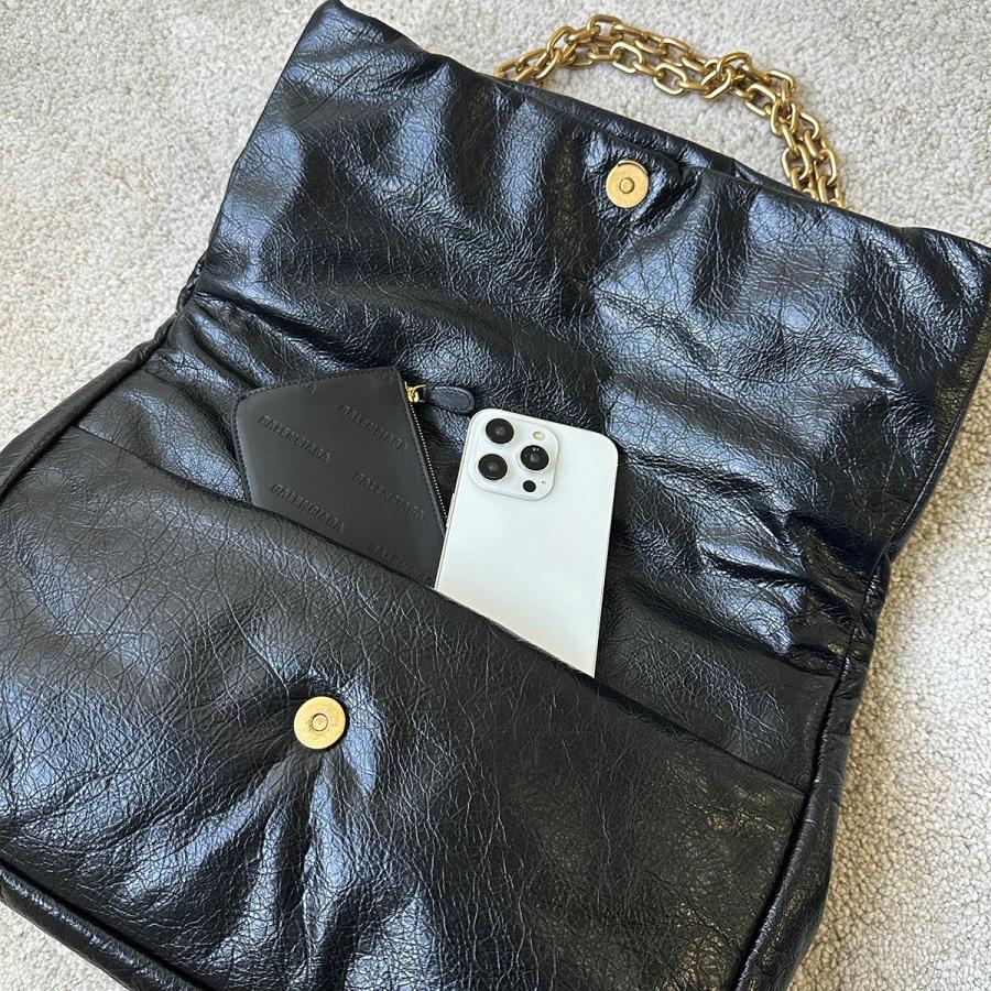 バレンシアガ ☆ショルダーバック☆確実本物 BALENCIAGA（バレンシアガ） ショルダーバッグ EXPLORER POUCH STRAP