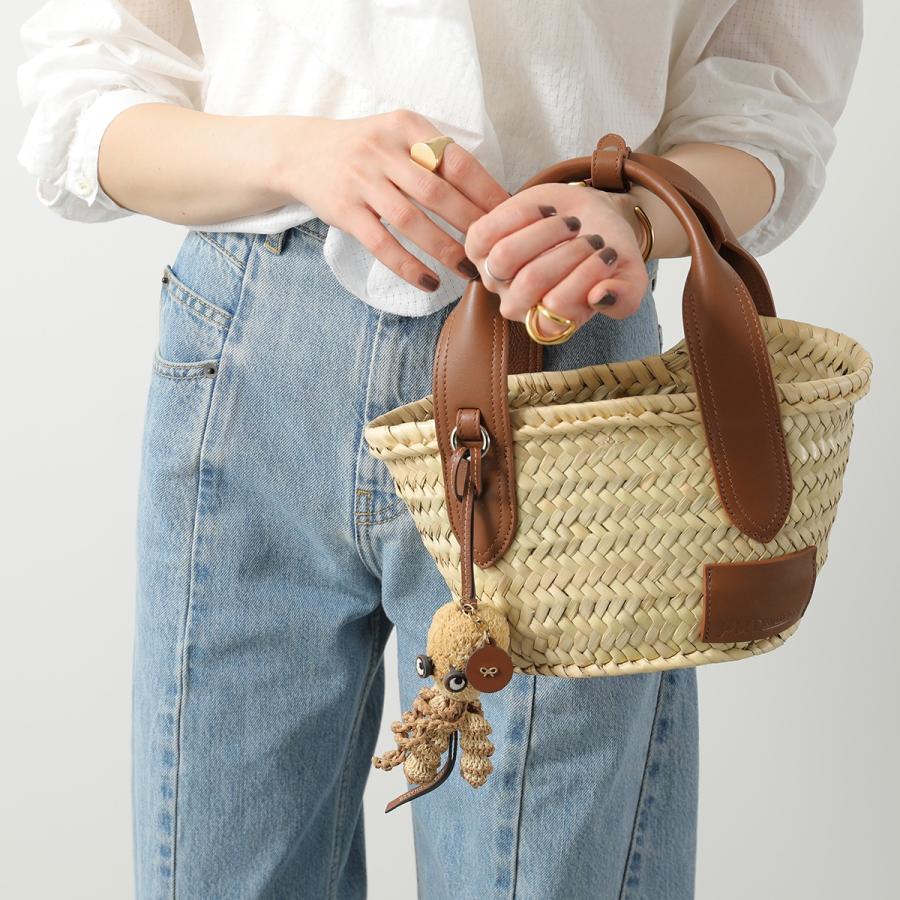 ANYA HINDMARCH（アニヤ・ハインドマーチ） キーホルダー Charm