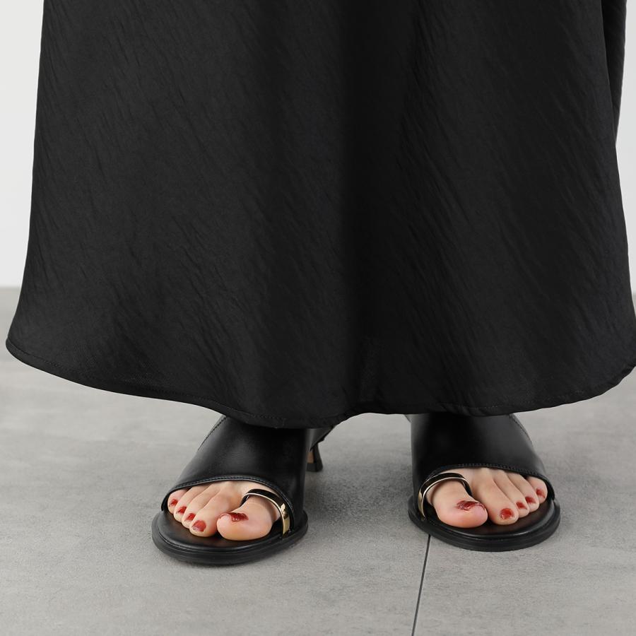 Le Vernis（ル・ベルニ） ミュール Toe ring sandals 244-211302