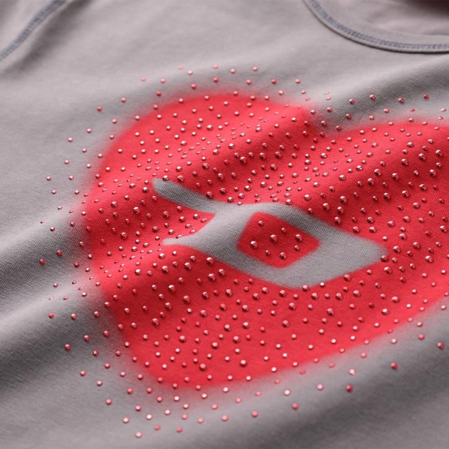DIESEL ディーゼル Tシャツ T-UNCUTIES LONG S5 A20980 0QHHA レディース 半袖 ハート オーバルD ロゴT スタッズ ミニT クルーネック カラー2色の画像