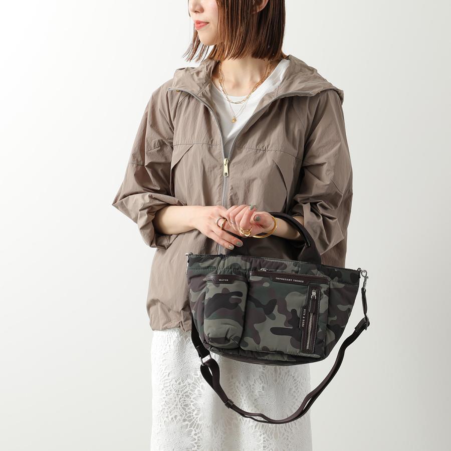 ANYA HINDMARCH（アニヤ・ハインドマーチ） ハンドバッグ E/W Tote