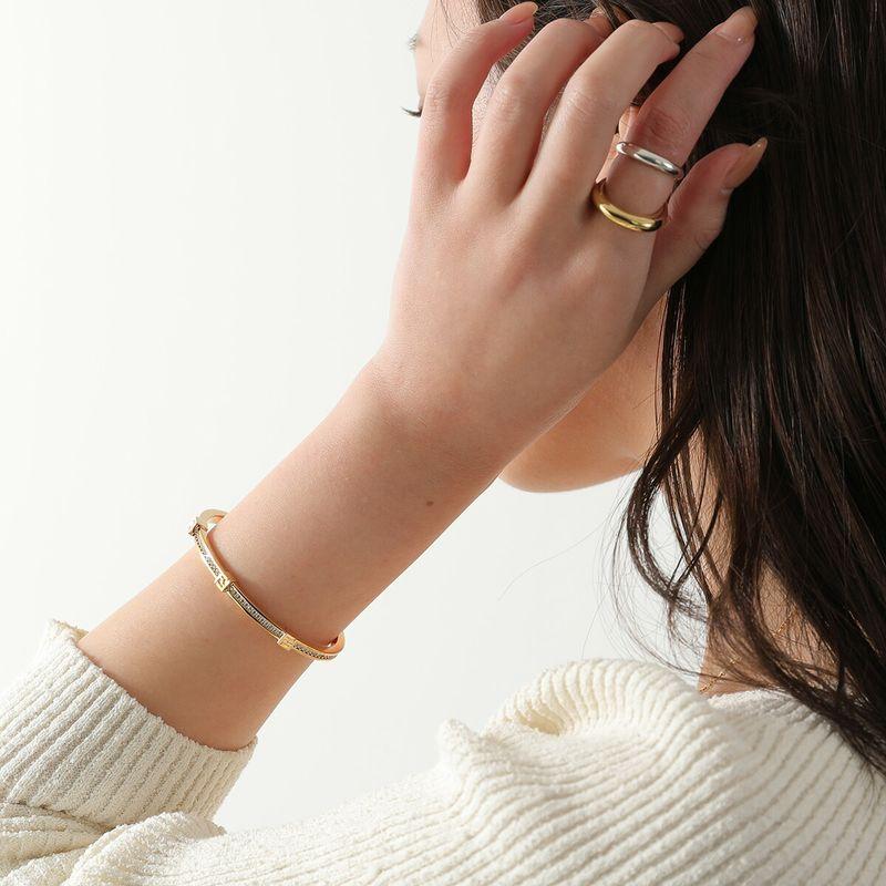 FENDI バングル FENDI（フェンディ） バングル FOREVER フォーエバー 8AL218 ATEP