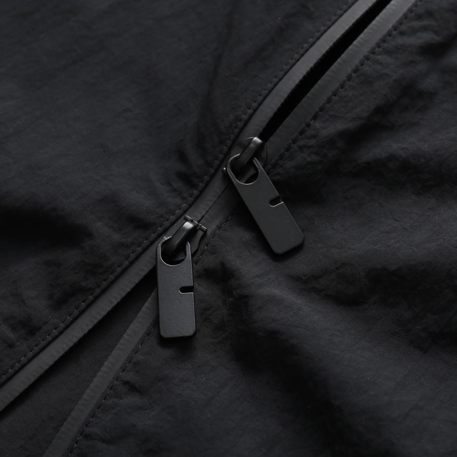 BURBERRY バーバリー ナイロンジャケット 8086714 メンズ フード付き ブルゾン A1189/BLACK 80867141の画像