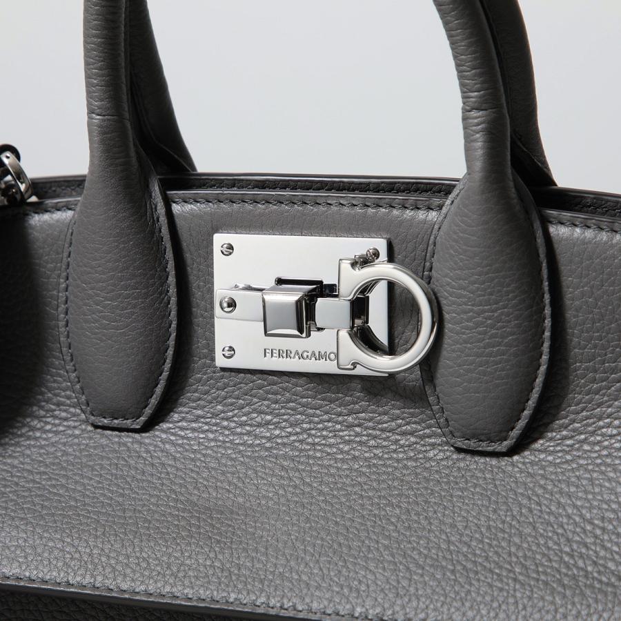 FERRAGAMO（フェラガモ） ショルダーバッグ THE STUDIO スタジオ 21