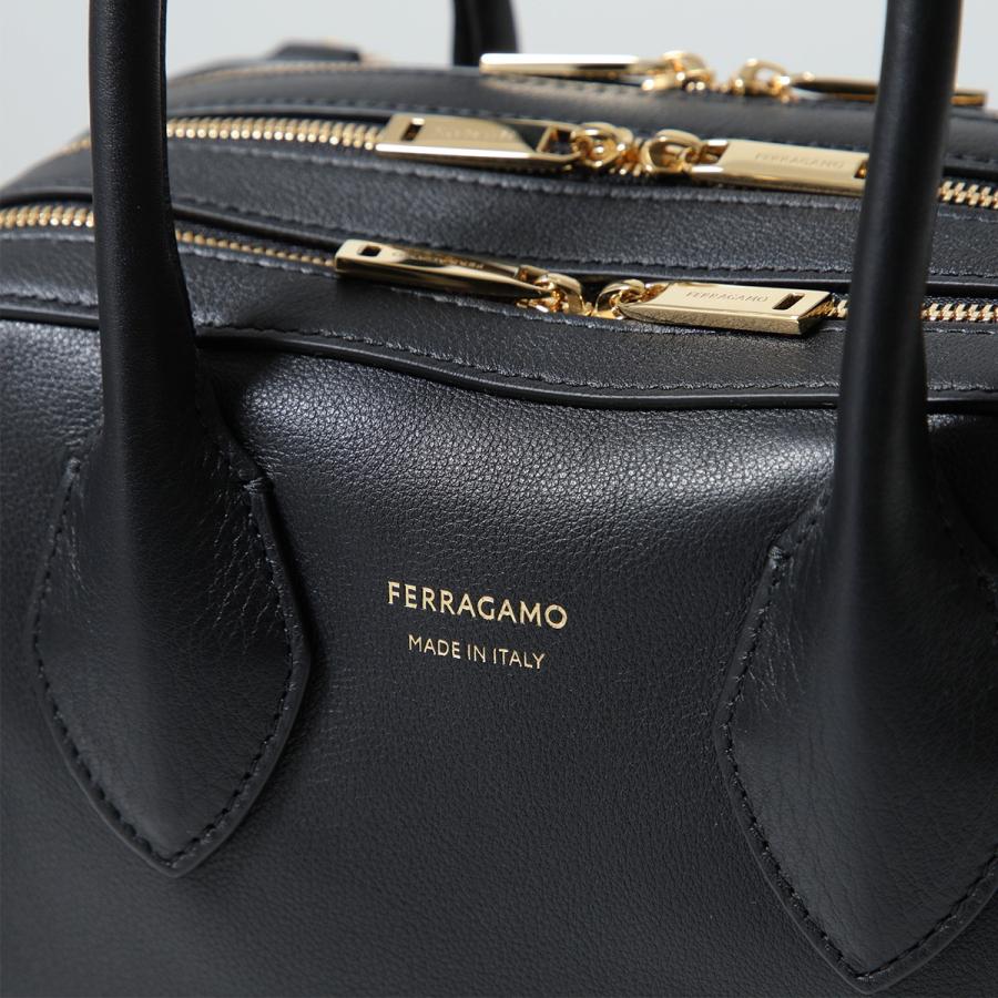 FERRAGAMO（フェラガモ） ショルダーバッグ STAR TH スター 21 8958