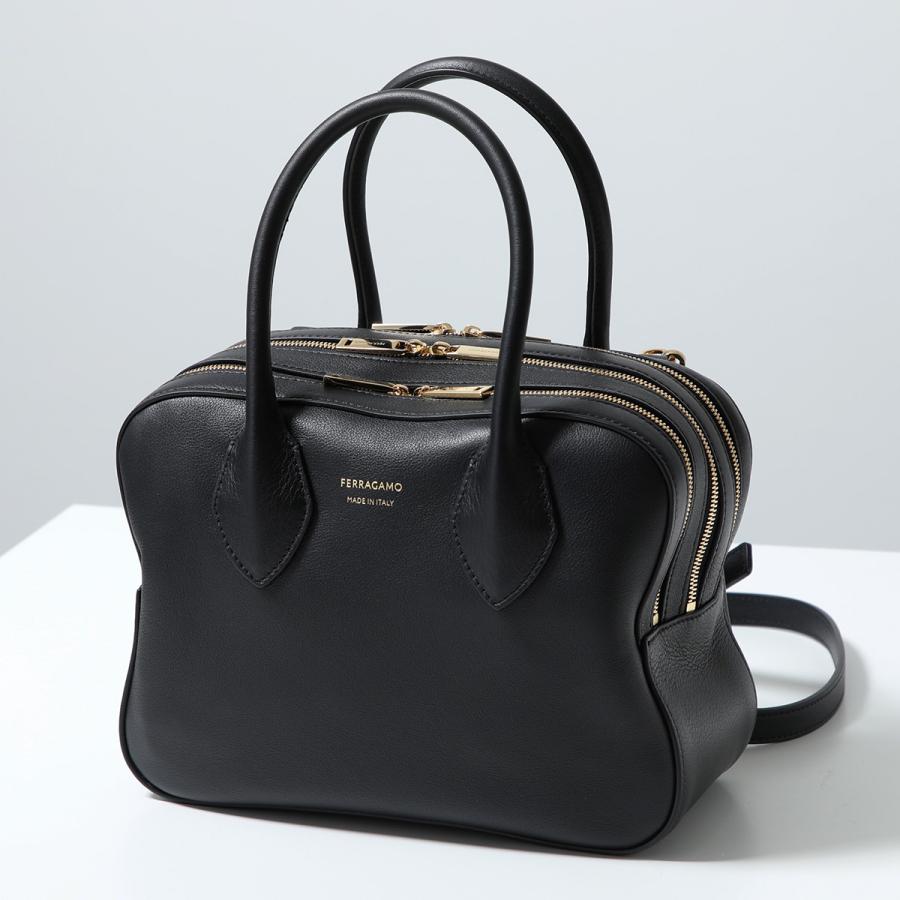 FERRAGAMO（フェラガモ） ショルダーバッグ STAR TH スター 21 8958