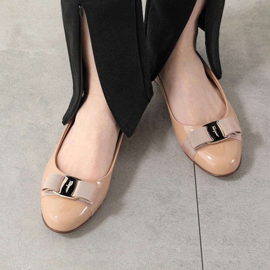 FERRAGAMO（フェラガモ） パンプス VARINA ヴァリナ 753657 レディース