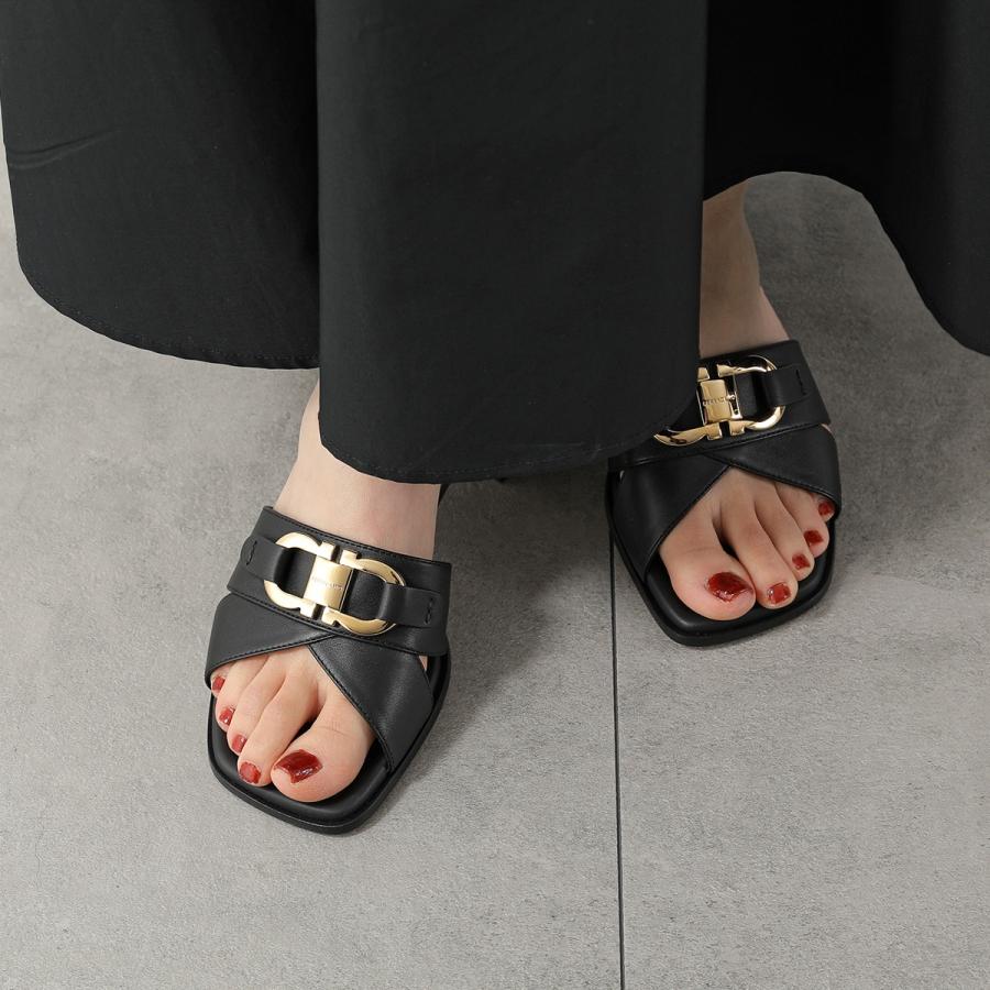 FERRAGAMO（フェラガモ） サンダル LORELIE 40 769713 770428