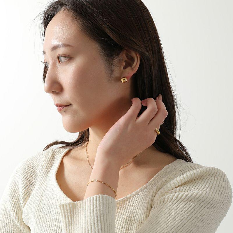 バーバリー　新作　EKD フープイヤリング　ゴールド BURBERRY（バーバリー） ピアス LJ EKD SPHERE STUD CRR 8100979