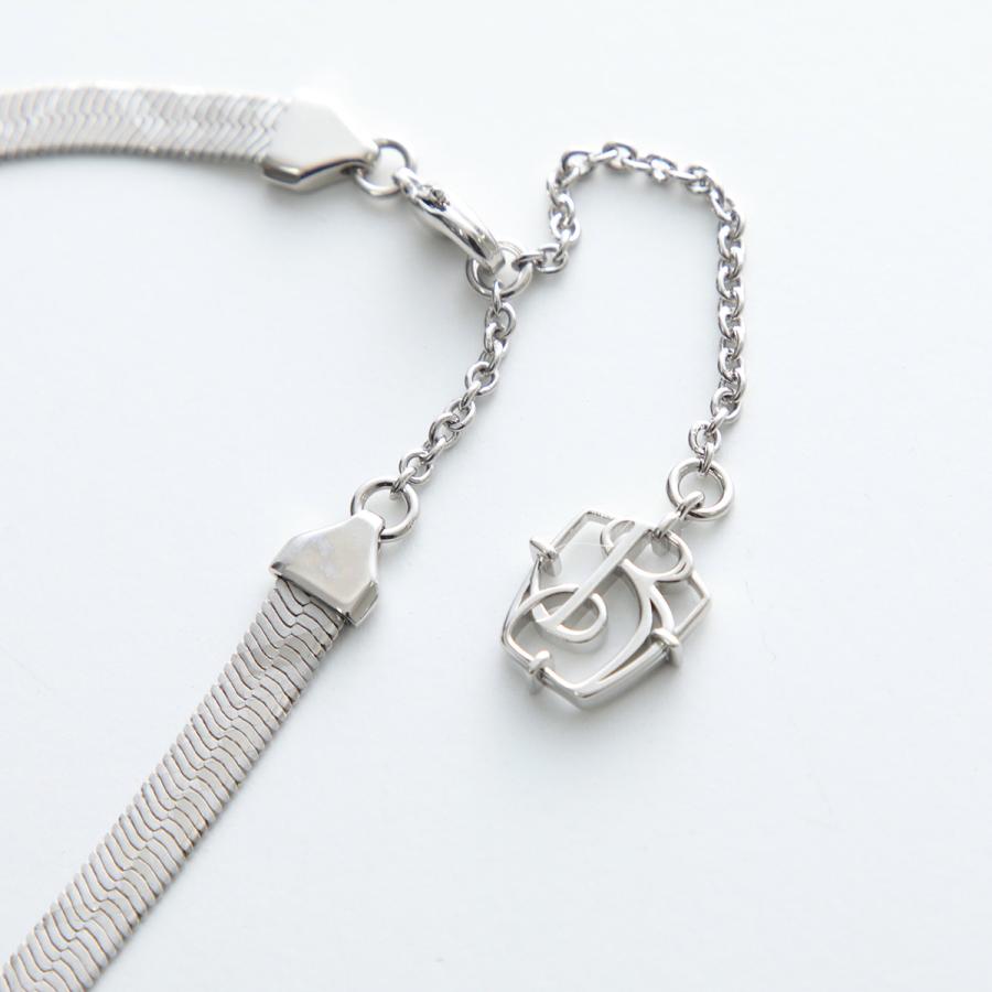 BURBERRY（バーバリー） ネックレス MJ CHECK ENGRAVED NECK