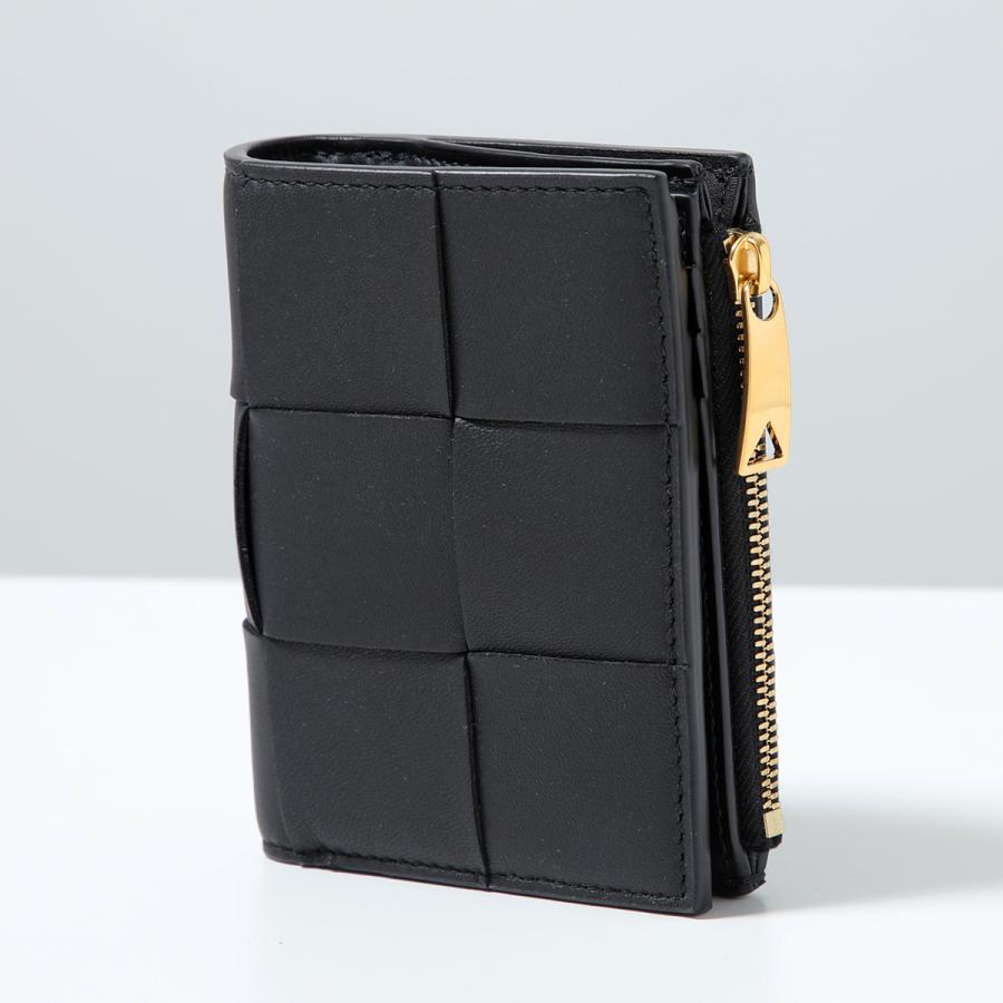 BOTTEGA VENETA（ボッテガ・ヴェネタ） 二つ折り財布 CASSETTE