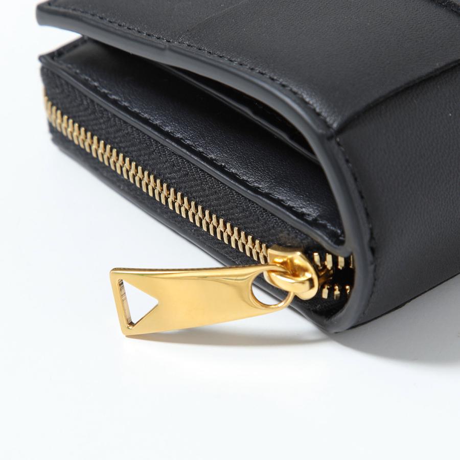 BOTTEGA VENETA（ボッテガ・ヴェネタ） 二つ折り財布 CASSETTE