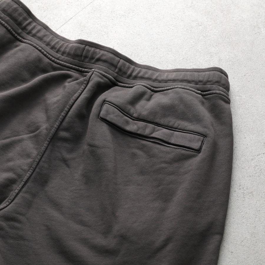 STONE ISLAND（ストーン アイランド） ハーフパンツ L1S156200011