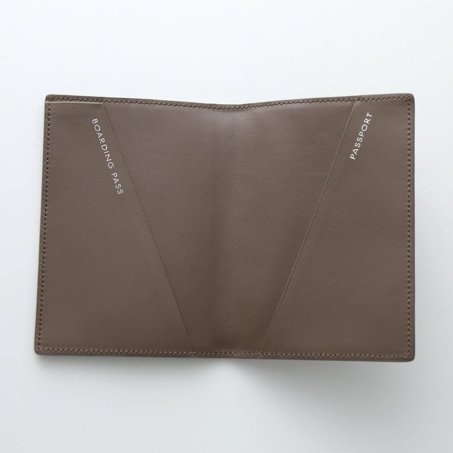 Smythson（スマイソン） パスポートケース PMA P/PORT COVER