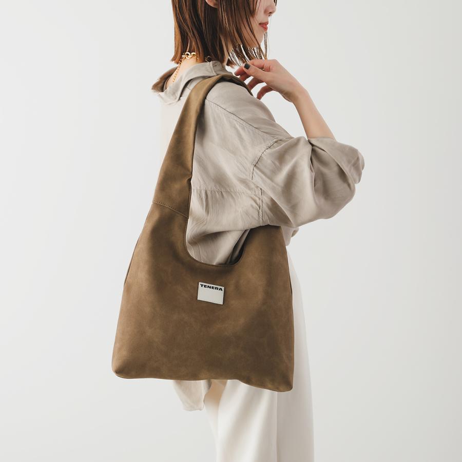 ブラウン スエード トライアングルハンドバッグ TENERA テネラ トートバッグ Suede Triangle Large Hobo