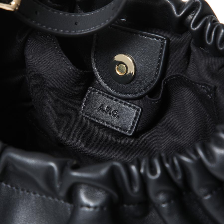 APC A.P.C. アーペーセー ハンドバッグ Ninon Hoop ニノン フープ PUAAT F67049 レディース ショルダーバッグ ギャザー ロゴ 鞄 LZZ/NOIRの画像