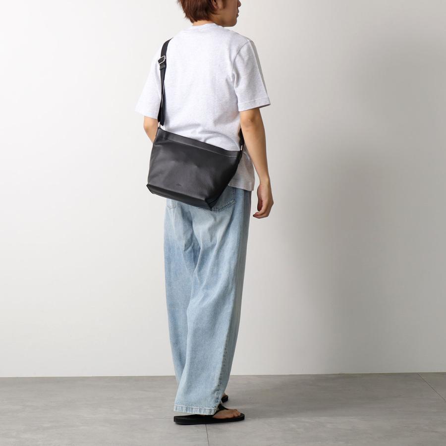 APC A.P.C. アーペーセー ショルダーバッグ PXCBC M67023 レディース メンズ レザー クロスボディ ロゴ 鞄 LZZ/NOIRの画像