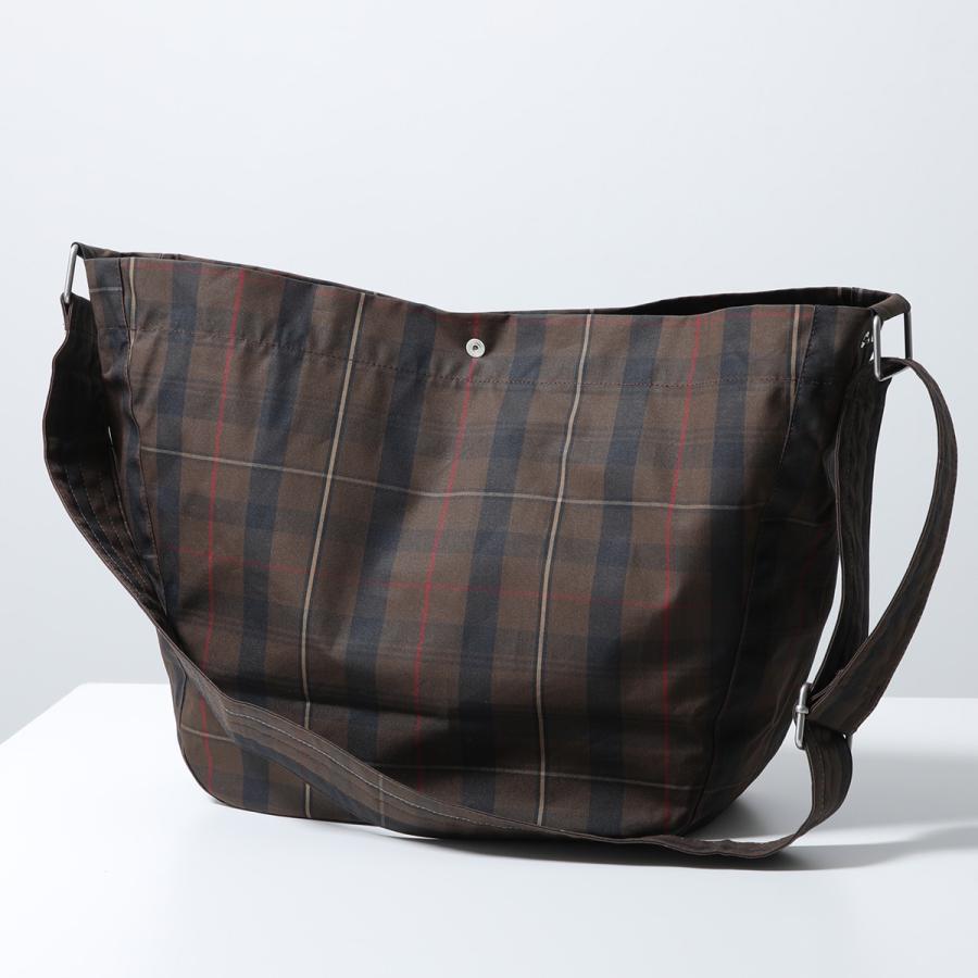 美品 A.P.C. JOURNAL ショルダーバック　ミディアム　メンズ A.P.C. Journal ショルダーバッグ | ブラック | FARFETCH JP