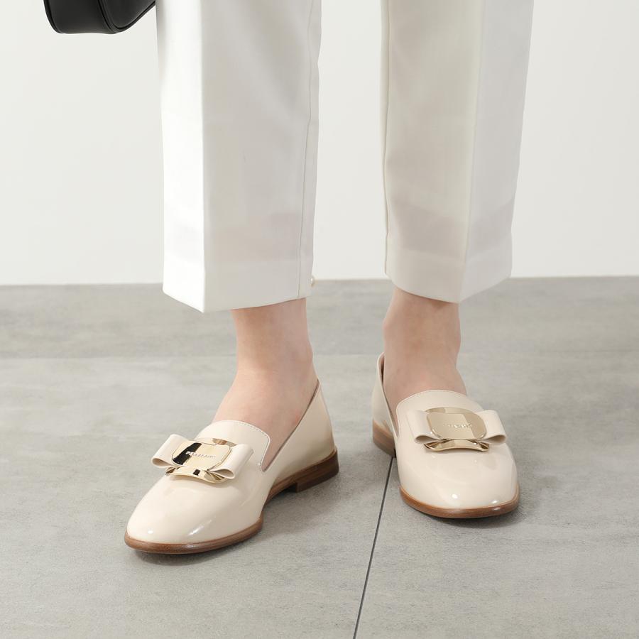 FERRAGAMO（フェラガモ） 【訳あり-6/6.5のみ】FERRAGAMO ローファー