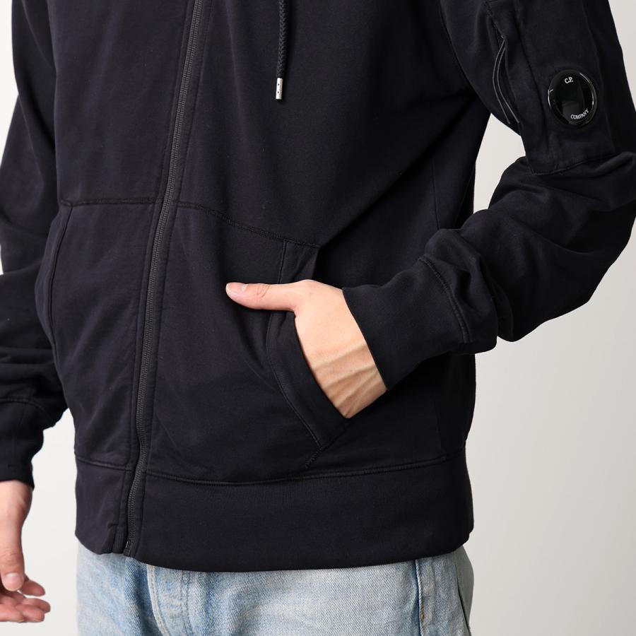 C.P. COMPANY（シーピーカンパニー） パーカー LIGHT FLEECE ZIP