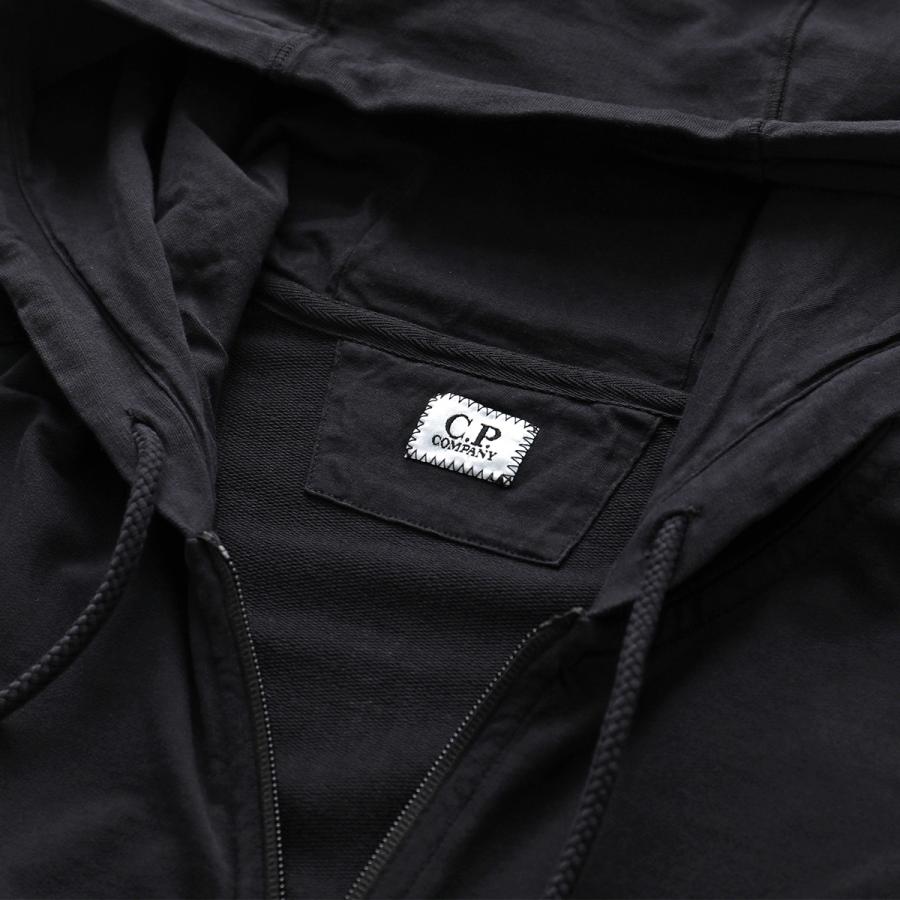 C.P. COMPANY（シーピーカンパニー） パーカー LIGHT FLEECE ZIP