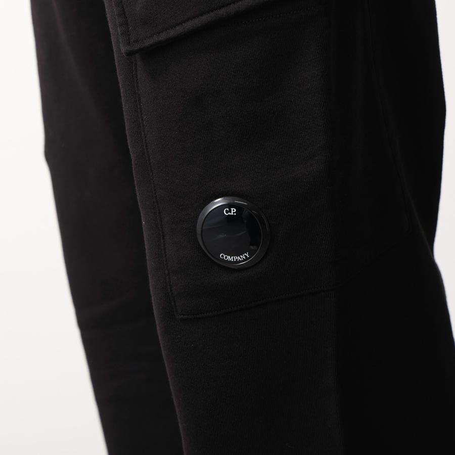 C.P. COMPANY（シーピーカンパニー） スウェットパンツ DIAGONAL