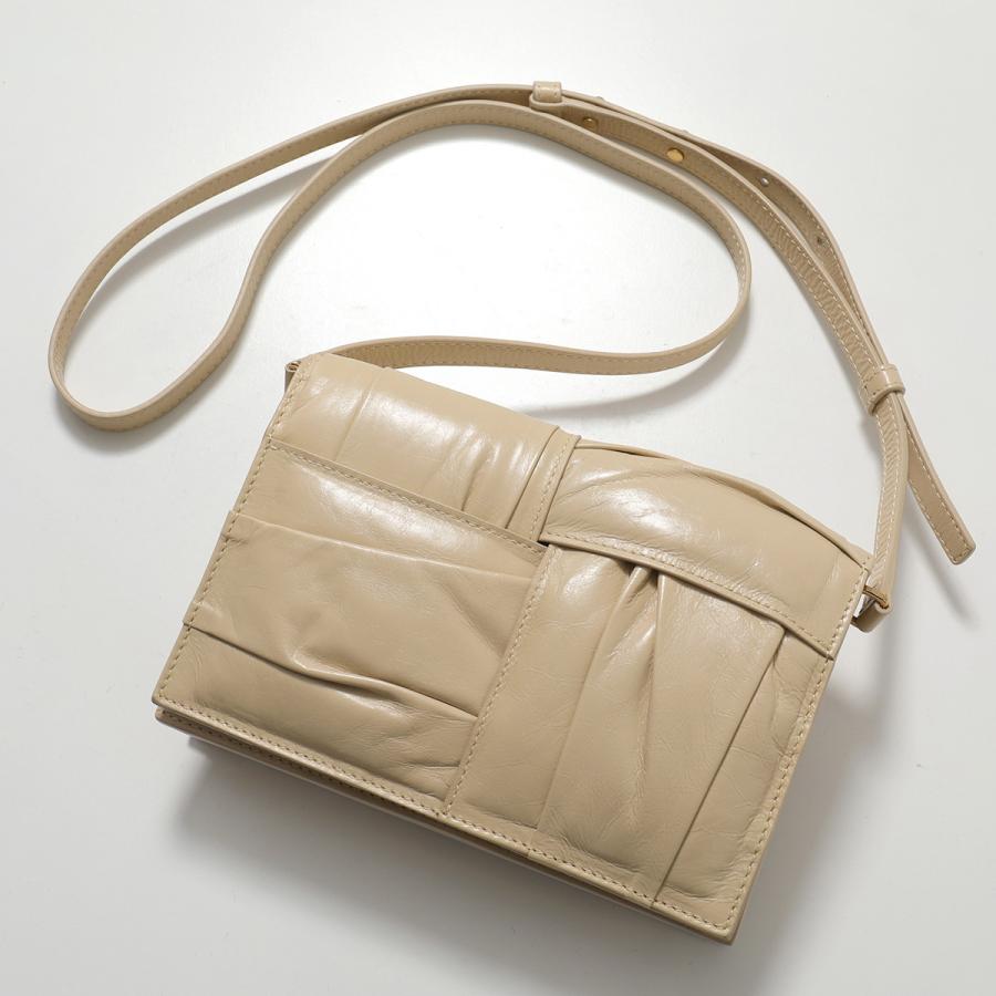 未使用美品　BOTTEGAVENETA   バック BOTTEGA VENETA（ボッテガ・ヴェネタ） ショルダーバッグ カセット