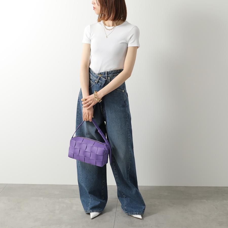BOTTEGA VENETA（ボッテガ・ヴェネタ） ハンドバッグ ブリック