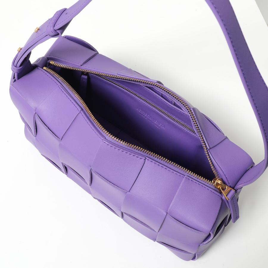 BOTTEGA VENETA（ボッテガ・ヴェネタ） ハンドバッグ ブリック