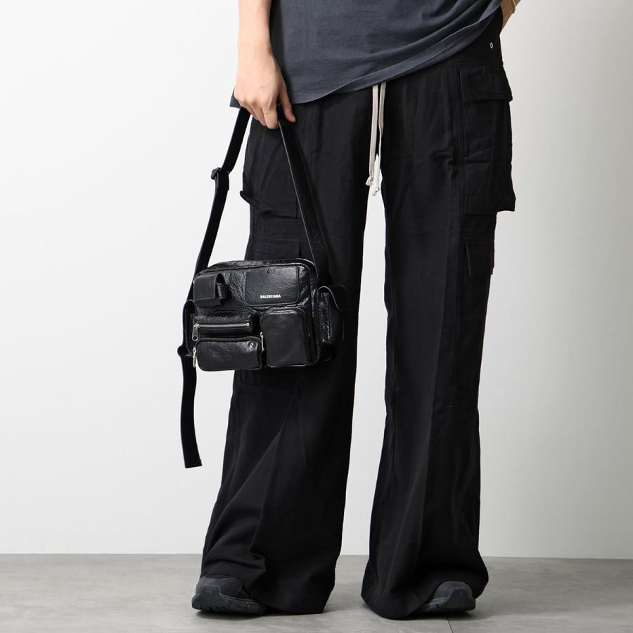 BALENCIAGA 【バレンシアガ】ショルダーバッグ ブラック 正規品⭐️美品⭐️ BALENCIAGA（バレンシアガ） ショルダーバッグ SUPERBUSY CAMERA BAG