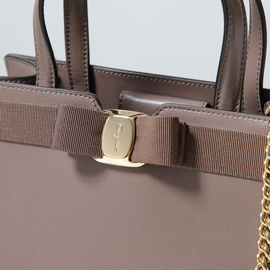 FERRAGAMO（フェラガモ） ハンドバッグ ヴァラ リボン トップハンドル