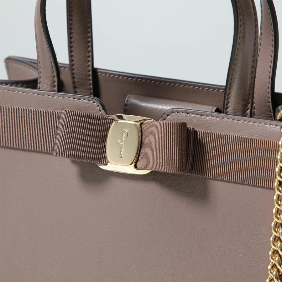 FERRAGAMO（フェラガモ） ハンドバッグ ヴァラ リボン トップハンドル