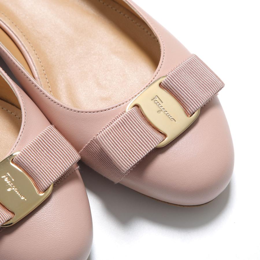 FERRAGAMO（フェラガモ） バレエシューズ VARINA SOF ヴァリナ 0774595