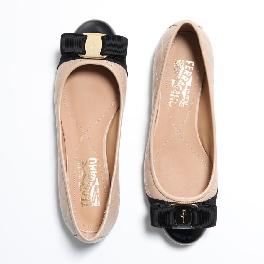 FERRAGAMO（フェラガモ） パンプス VARINA QUILTED ヴァリナ 0702228
