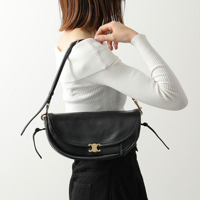 CELINE セリーヌ マカダム トリオンフ ハーフムーン ハンドバッグ CELINE（セリーヌ） ハンドバッグ LITTLE HALFMOON SOFT TRIOMPHE