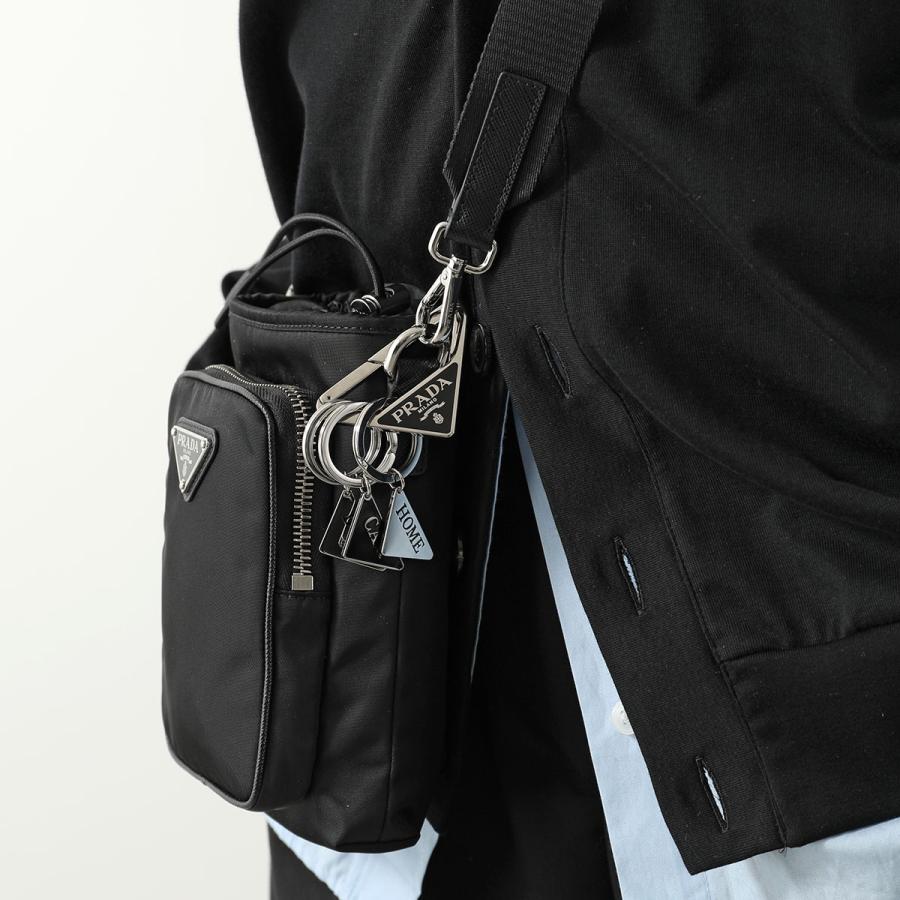 PRADA プラダ キーリング 2PS065 66A メンズ レディース キーチェーン キーホルダー アクセサリー スティール トライアングルロゴ F0002/NEROの画像