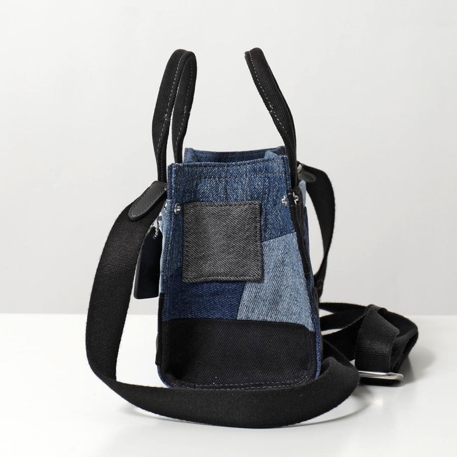 COACH コーチ ショルダーバッグ カーゴトート 20 パッチワーク CAO32 レディース デニム ハンドバッグ ロゴ刺繍 鞄 LHDEI/DENIM-MULTIの画像